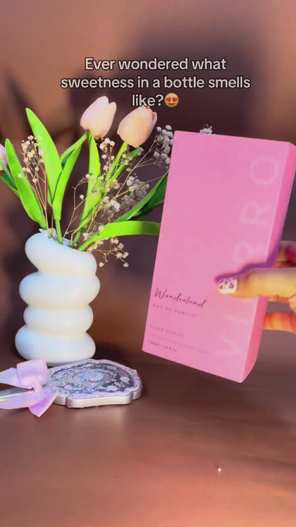 Wonderland perfume by Vierro: video cover